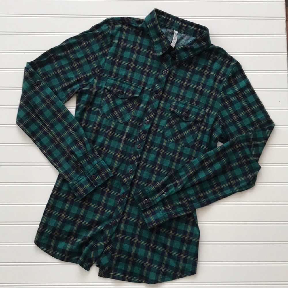 R n B plaid button down